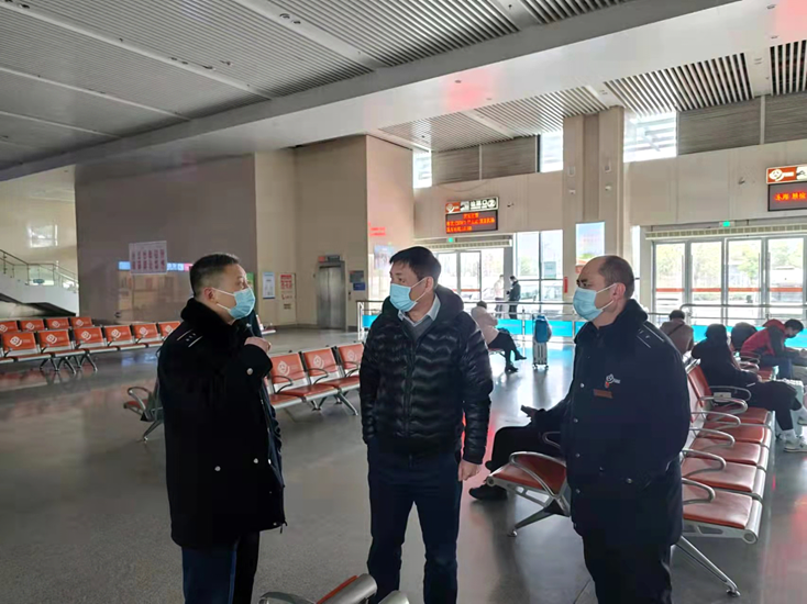 集团党委副书记、总司理吴昊赴汽车东站对节前清静举行检查