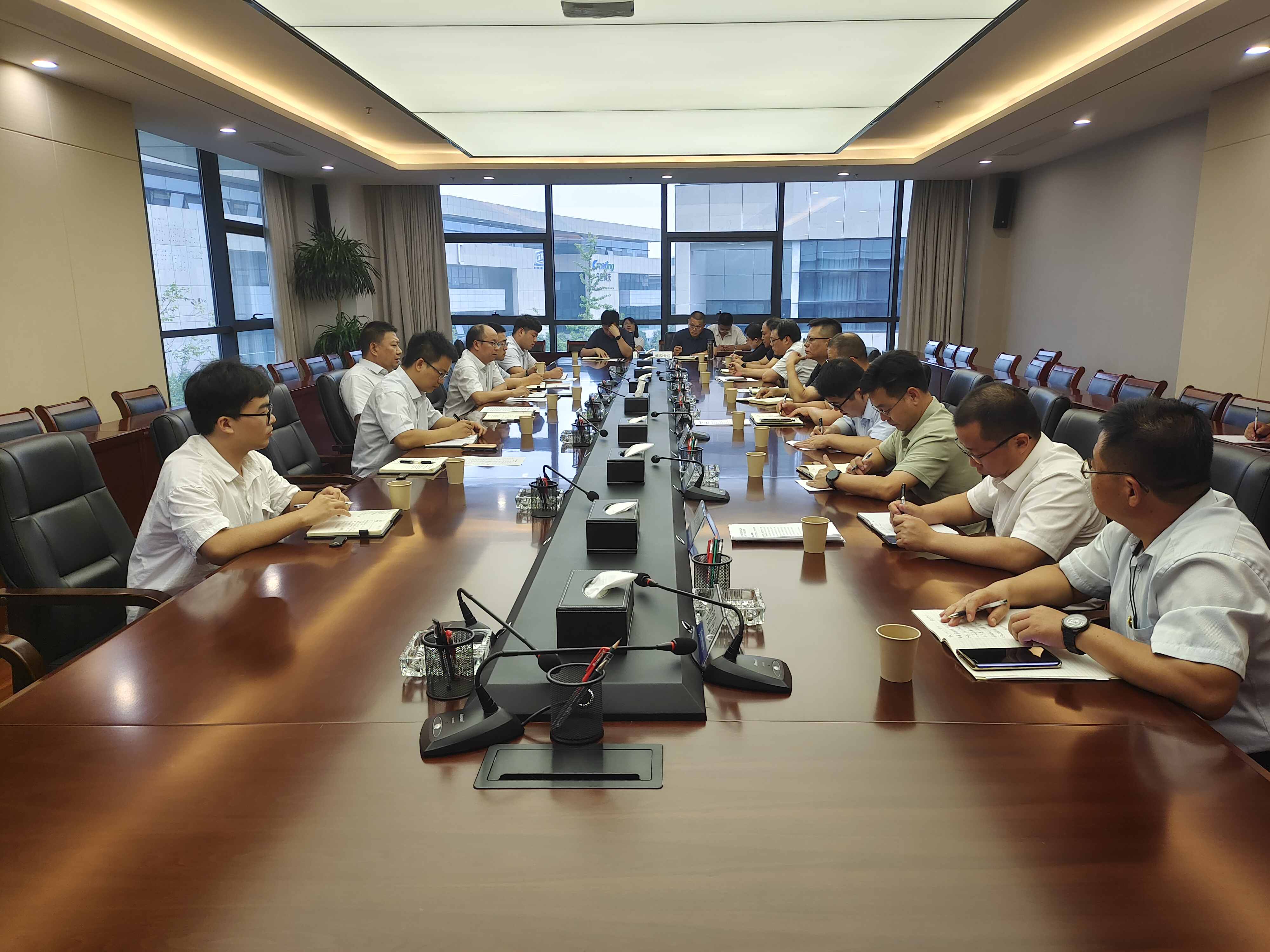 集团清静环保部召开清静环保事情聚会