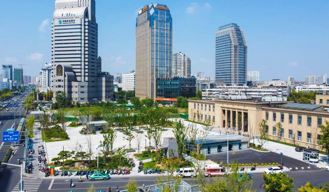 徐州市首个AGV地下停车场试运营——设置AGV停车机械人8台