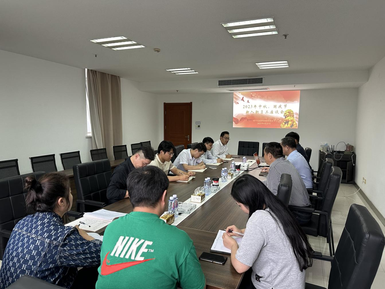 “双轮驱动”，立体式作育青年人才步队
