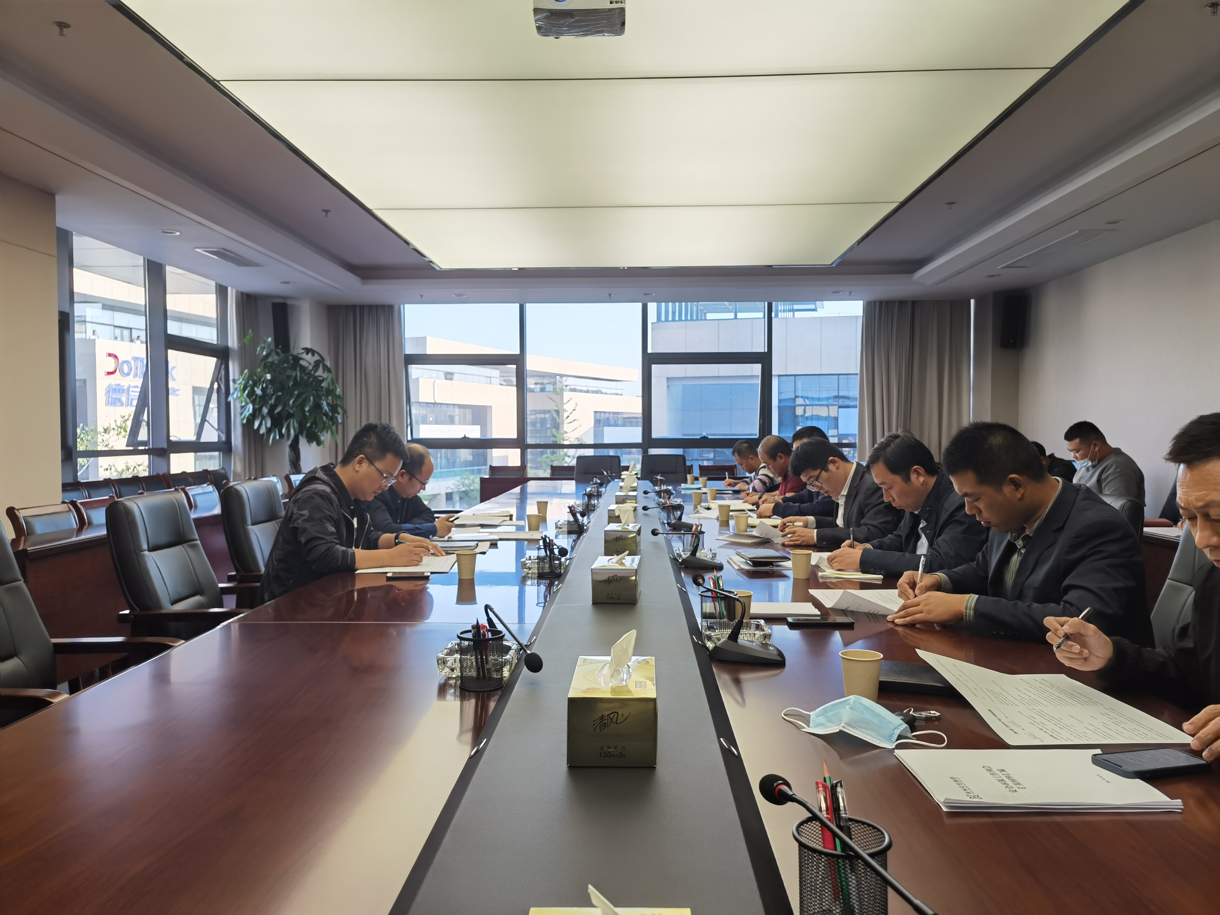 集团召开月度清静环保事情例会